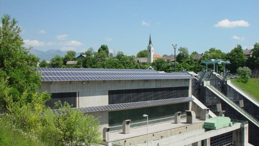 Mala sončna elektrarna (MFE) Mavčiče